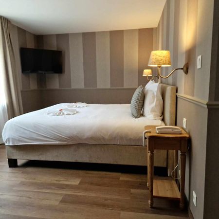 Hotel Le Cor De Chasse Saint-Hubert Eksteriør bilde