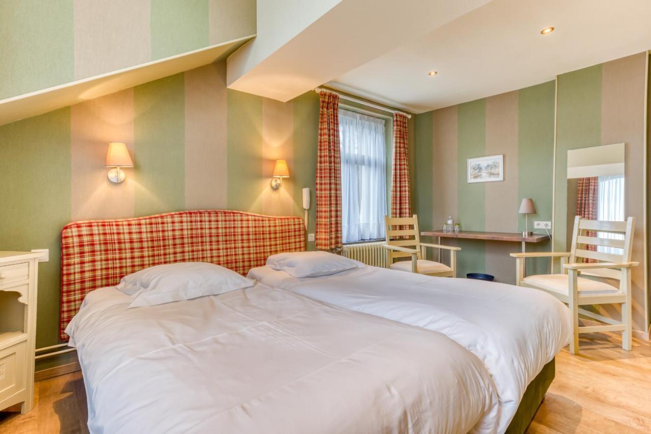 Hotel Le Cor De Chasse Saint-Hubert Eksteriør bilde