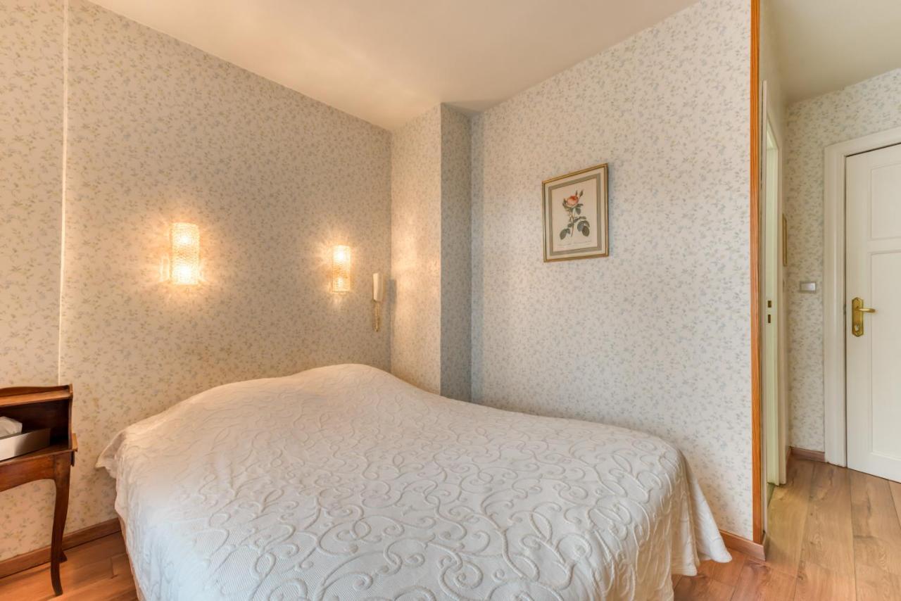Hotel Le Cor De Chasse Saint-Hubert Eksteriør bilde